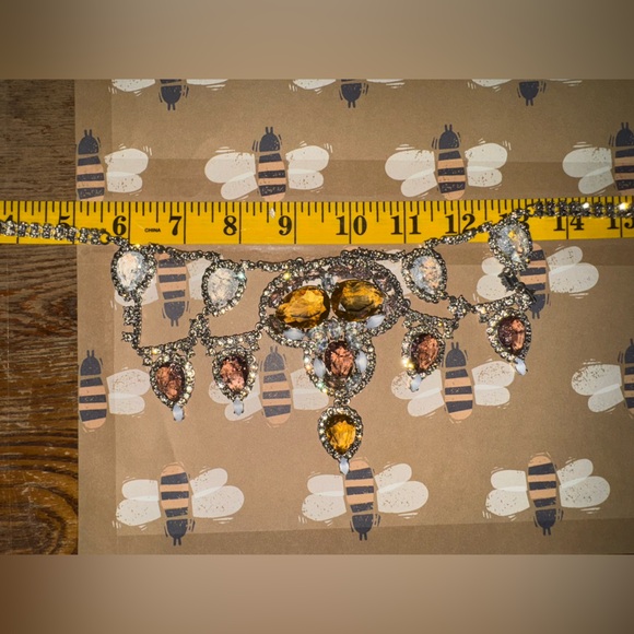 Vintage-Inspired Silver and Gold Necklace with Intricate Filigree - Picture 9 of 12